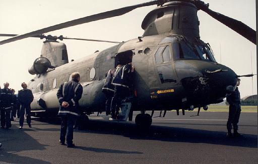 1994-04 Chinook.jpg